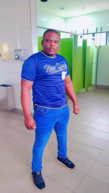 Menzi1, 37 Durban, KwaZulu-Natal, South Africa