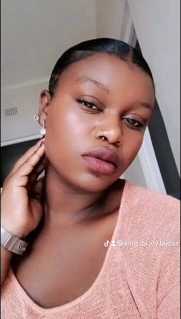 Ashley217, 29 Grahamstown, Eastern Cape, South Africa