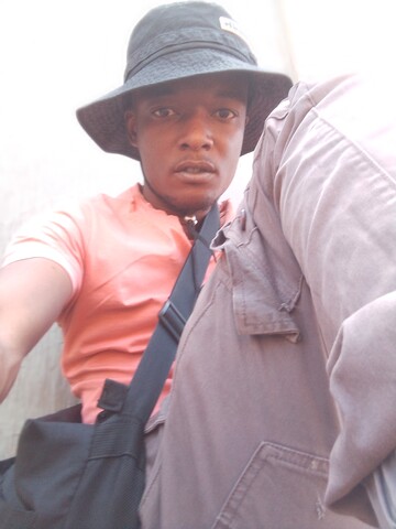 Breezy, 24 Soweto, Gauteng, South Africa