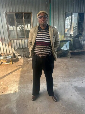 Wenzi, 64 Dwaalboom, North West, South Africa
