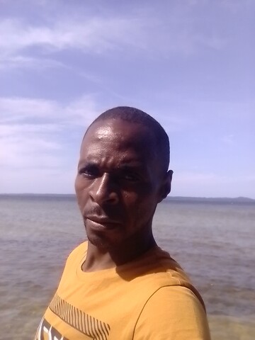 Zika lala, 42 Tembisa, Gauteng, South Africa