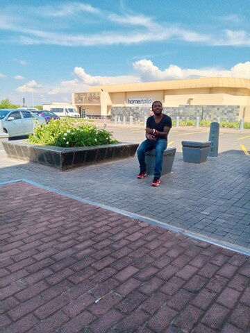 African Moon, 31 Roodepoort, Gauteng, South Africa