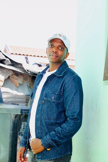 Sipho, 28 Cape Town, Western Cape, South Africa