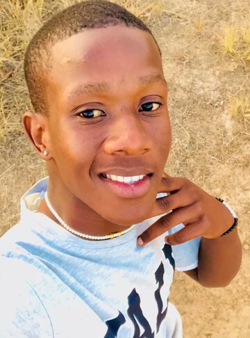 Teddy_Bae, 22 Cape Town, Western Cape, South Africa