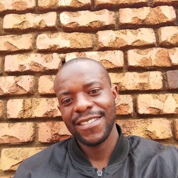 @tom, 34 Tembisa, Gauteng, South Africa