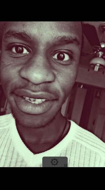 Tshezi0110, 35 Soweto, Gauteng, South Africa