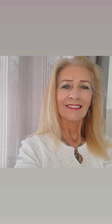 Nicole, 66 Cape Town, Western Cape, South Africa