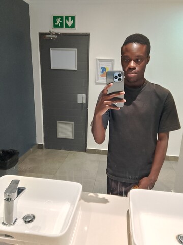 Eddie, 23 Cape Town, Western Cape, South Africa