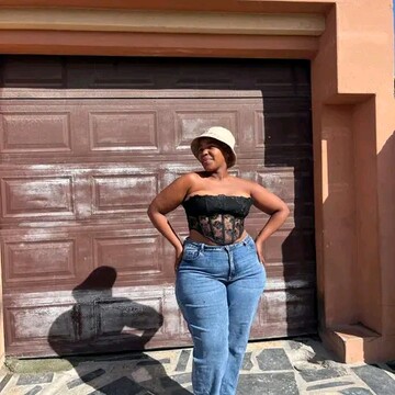 LingLing, 26 Cape Town, Western Cape, South Africa
