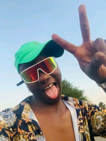 Tebza, 25 Roodepoort, Gauteng, South Africa