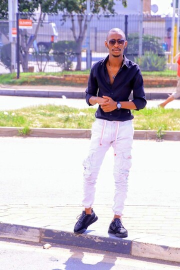majola, 28 Johannesburg, Gauteng, South Africa