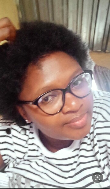 Poppy, 39 Sandton, Gauteng, South Africa