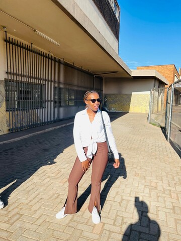 Vino, 29 Phuthaditjhaba, Free State, South Africa