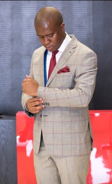Zes M, 37 Pretoria, Gauteng, South Africa