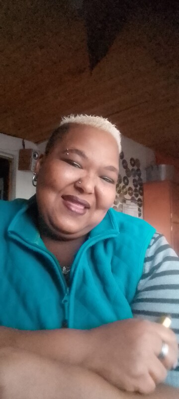 Queen B182, 43 Bellville, Western Cape, South Africa