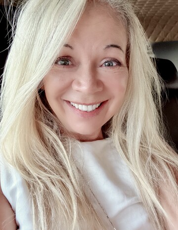 Cara, 57 Cape Town, Western Cape, South Africa