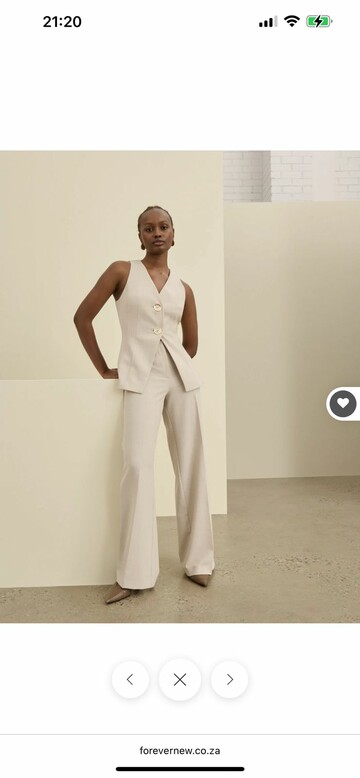Tee L, 51 Pretoria, Gauteng, South Africa