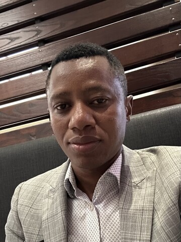 Vusi, 36 Rustenburg, North West, South Africa