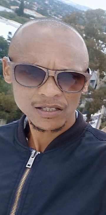 Dezino, 53 Sandton, Gauteng, South Africa