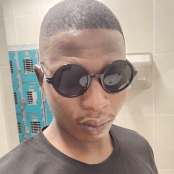 Lesley Lesco, 25 Lichtenburg, North West, South Africa