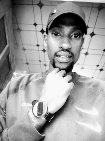 Hugo, 30 Margate, KwaZulu-Natal, South Africa