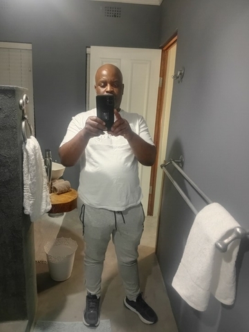 Tau1, 42 Cape Town, Western Cape, South Africa