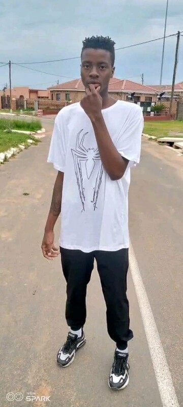 Nathi, 24 Newcastle, KwaZulu-Natal, South Africa