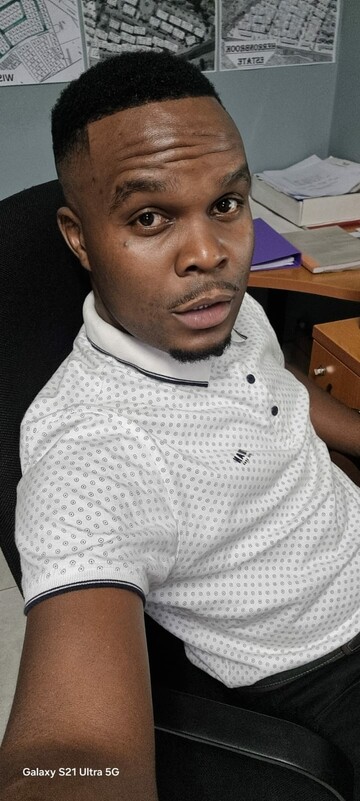 KG269, 28 Alexandra, Gauteng, South Africa