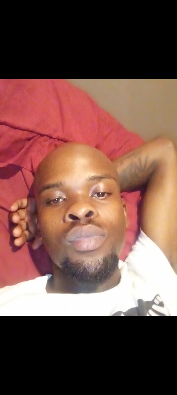 Siya, 27 Vosloorus, Gauteng, South Africa