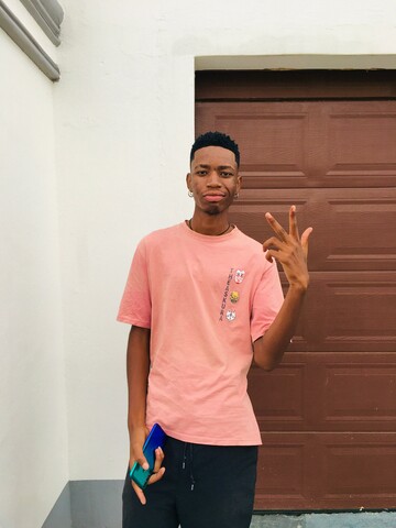 Katlego, 20 Lenasia, Gauteng, South Africa