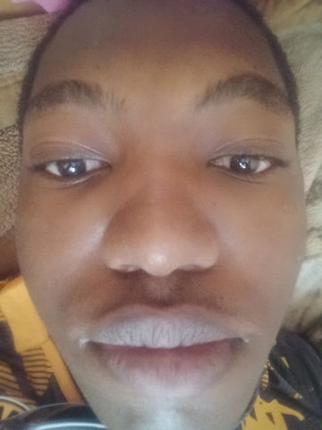 Tshepzo, 20 Evaton, Gauteng, South Africa