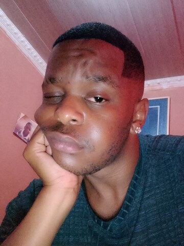 Linda, 21 Tembisa, Gauteng, South Africa