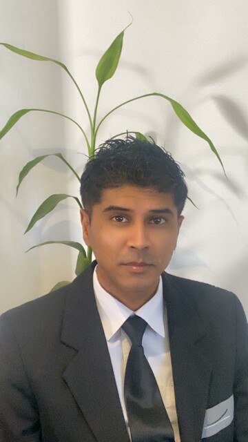 Vynny, 30 Durban, KwaZulu-Natal, South Africa