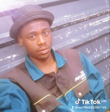 Papas, 32 Kempton Park, Gauteng, South Africa