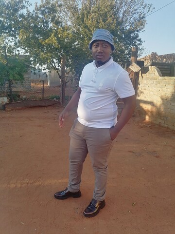 Leenickm, 33 Katlehong, Gauteng, South Africa