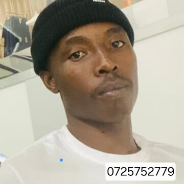 Theo, 29 Alexandra, Gauteng, South Africa