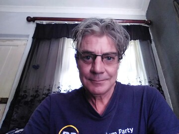 Llama, 52 Bellville, Western Cape, South Africa