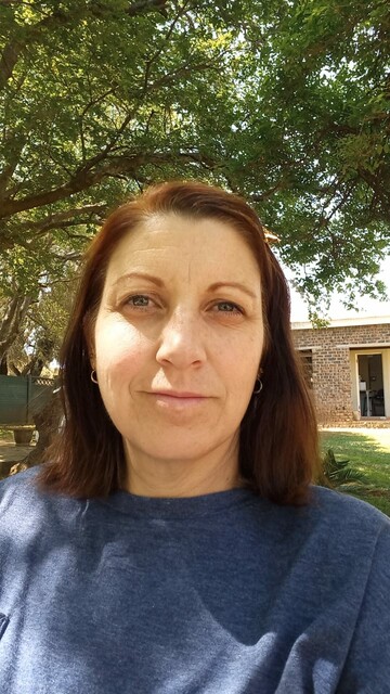 Charmaine, 41 Zeerust, North West, South Africa