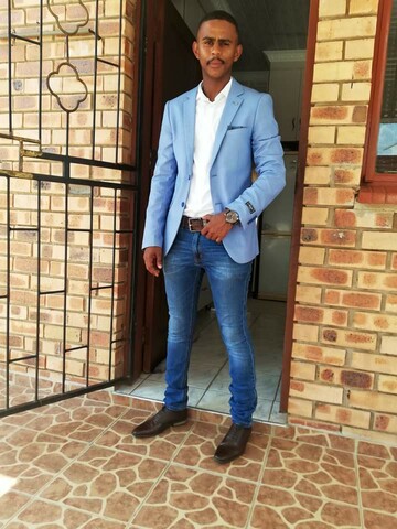 Giftie, 34 Rustenburg, North West, South Africa