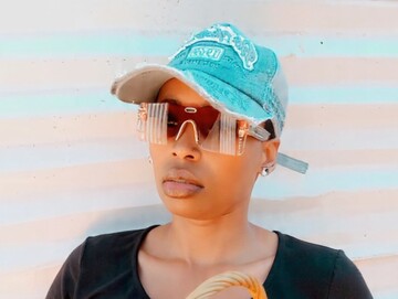 Mihle 13, 35 Chatsworth, KwaZulu-Natal, South Africa