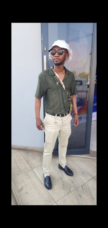 Mzakes, 28 Vosloorus, Gauteng, South Africa