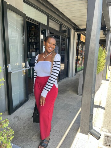 Emah, 27 Cape Town, Western Cape, South Africa