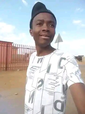 Pablo, 24 Evaton, Gauteng, South Africa