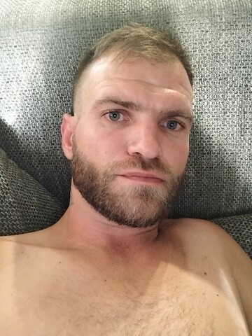 PoenaQ, 32 Germiston, Gauteng, South Africa