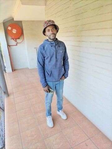 Muzi, 27 Johannesburg South, Gauteng, South Africa