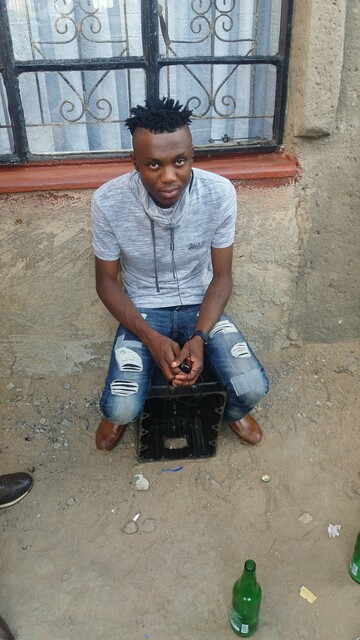 De Leb, 29 Thokoza, Gauteng, South Africa