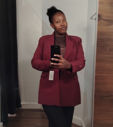 Lihle, 29 Newcastle, KwaZulu-Natal, South Africa