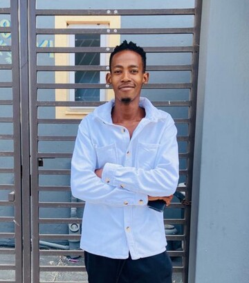 Ayabonga, 26 Cape Town, Western Cape, South Africa