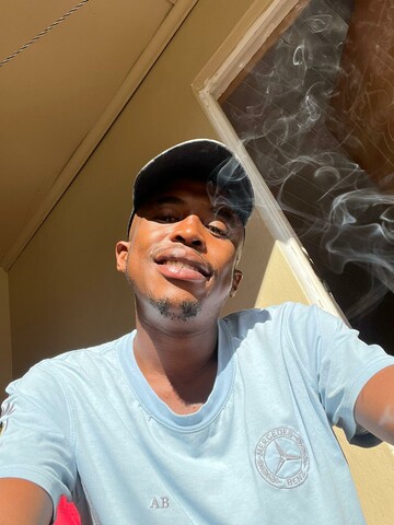 Zosh, 27 Cape Town, Western Cape, South Africa