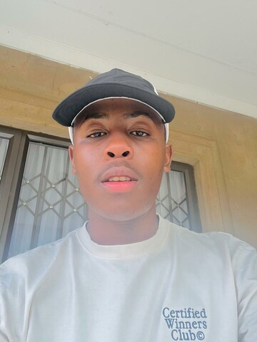 Mpho, 19 Sebokeng, Gauteng, South Africa